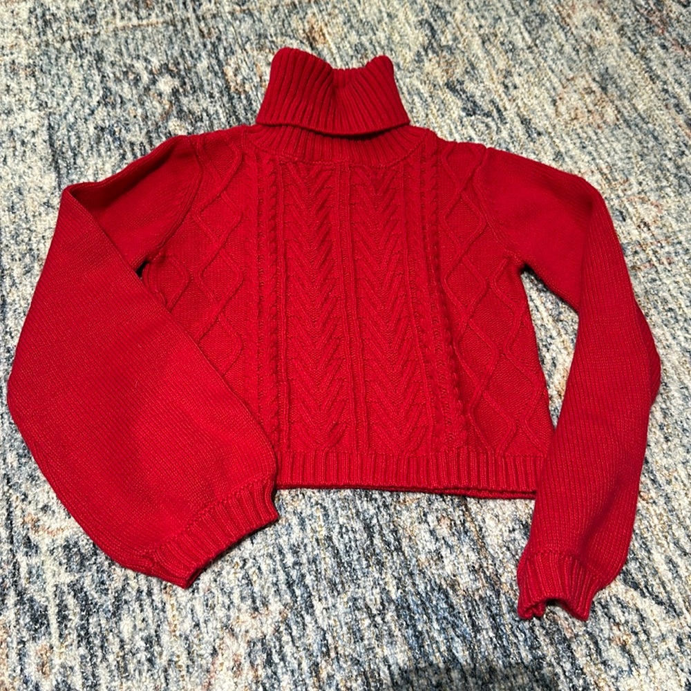 Cozy cropped, bubble sleeve seater ❤️